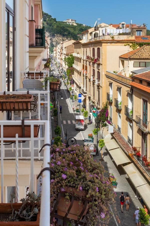 Palazzo Starace Hotel Sorrento Bagian luar foto